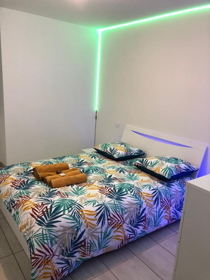 Superbe Appartement 로안 외부 사진