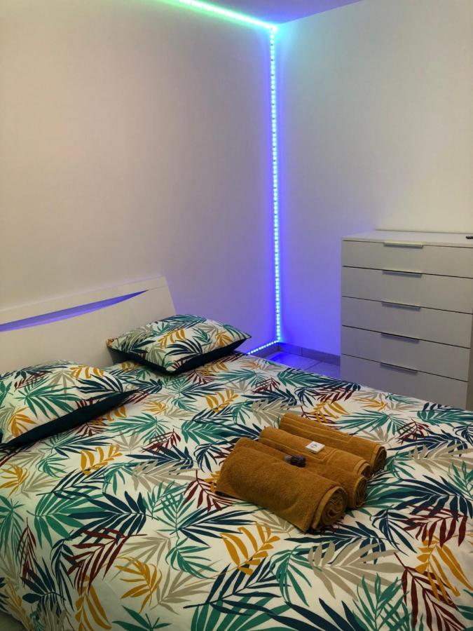 Superbe Appartement 로안 외부 사진